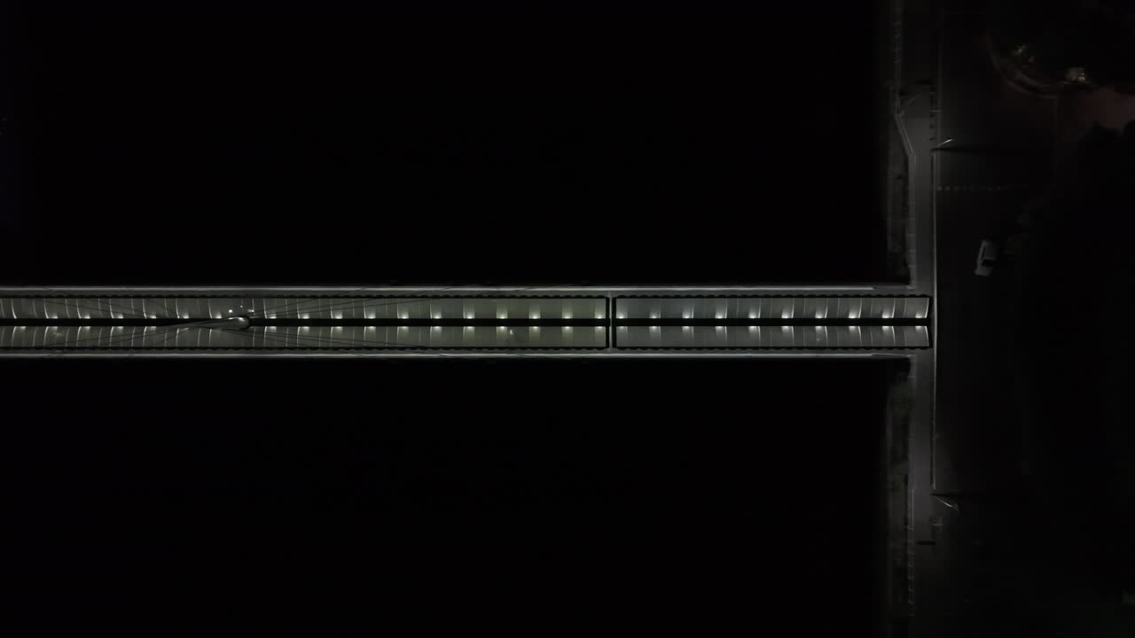 Above the Clyde, the night’s embrace, quiet journey, a tranquil space