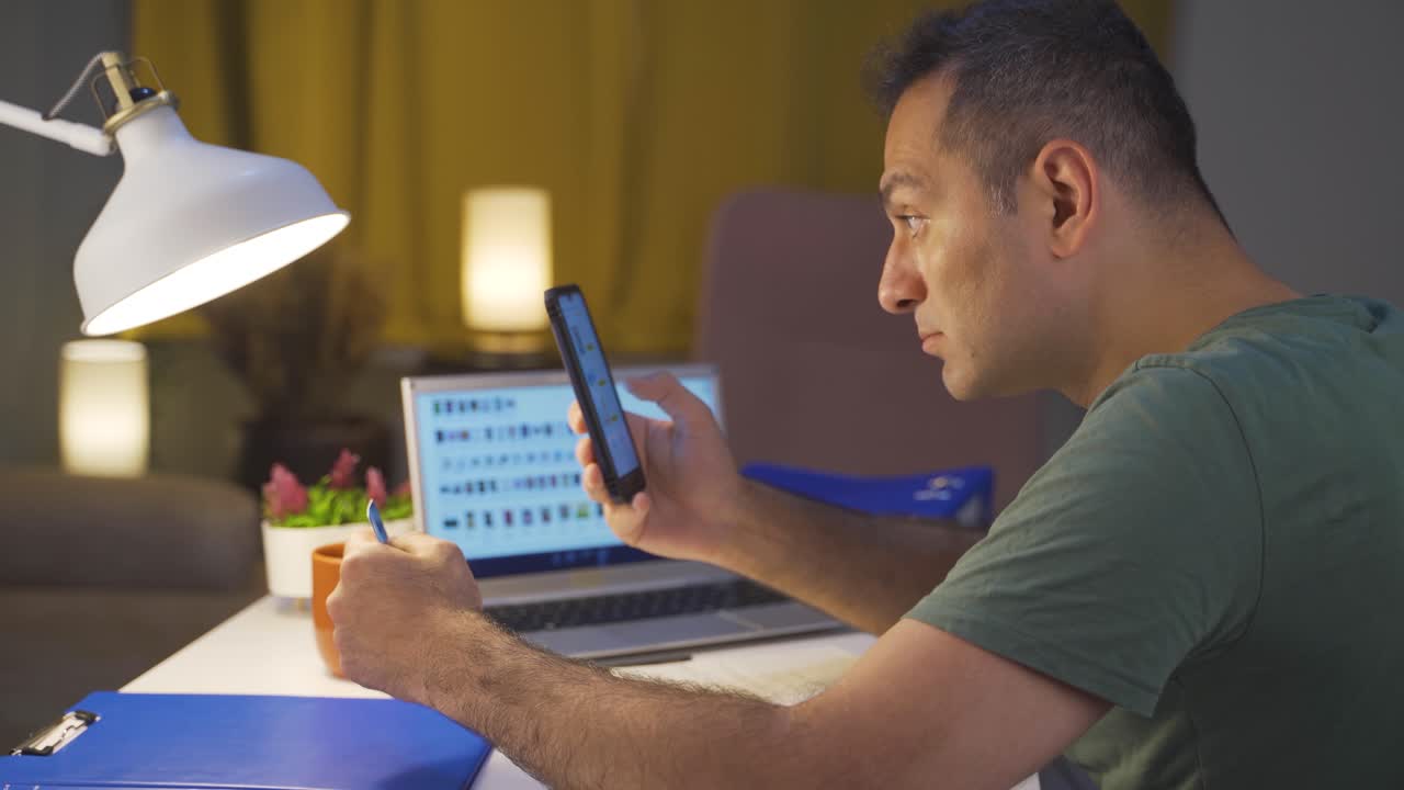 emprendedor de comercio electrónico.