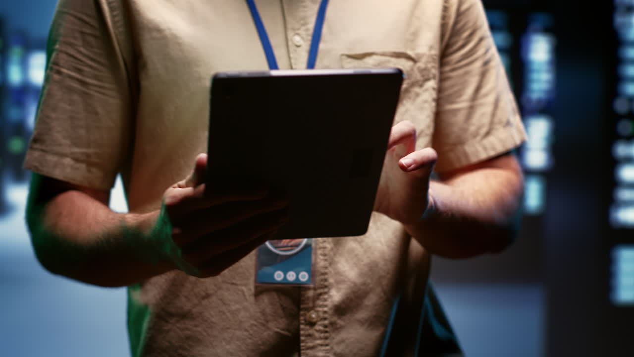 연간 서버 감사를 하는 프로그래머