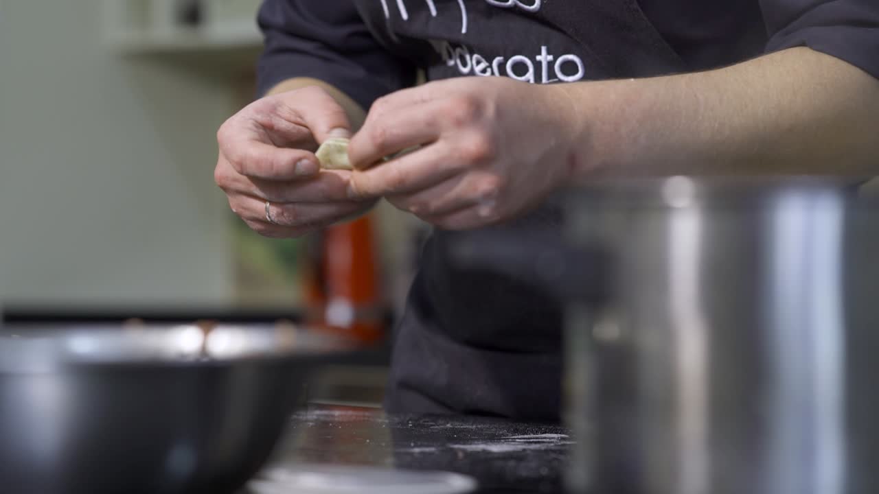 Preparare i gnocchi
