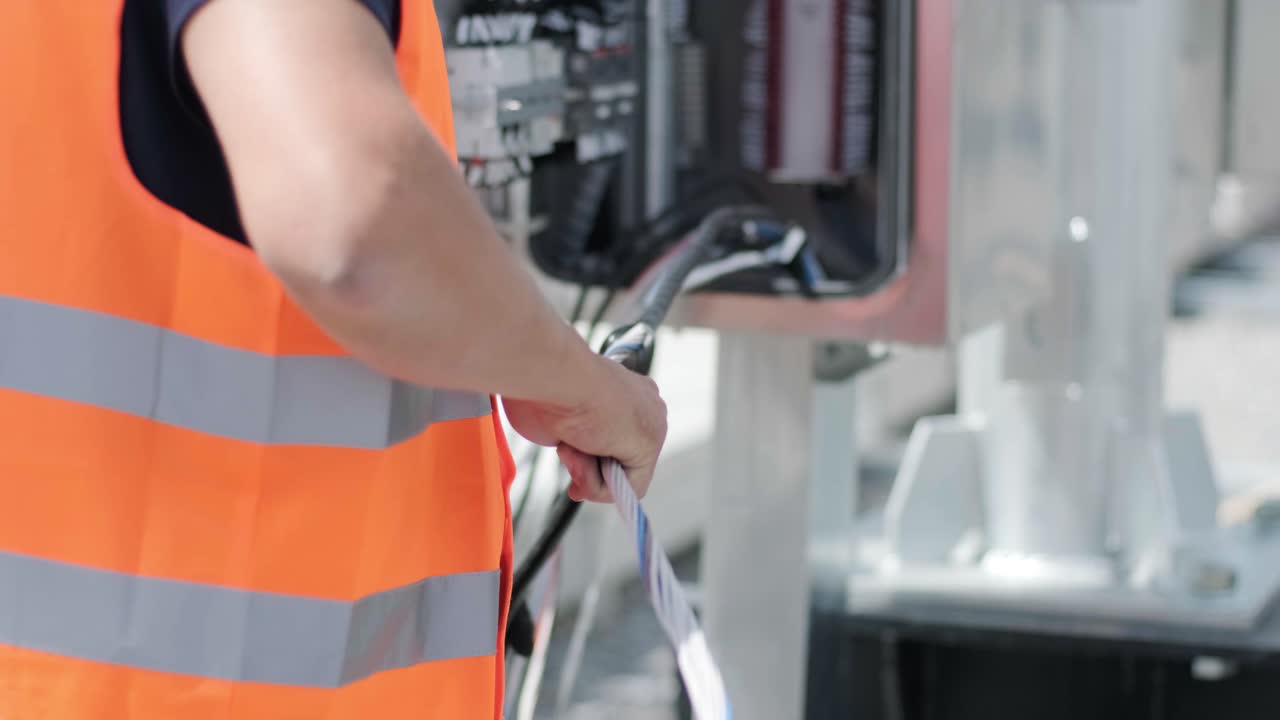 construcción de una subestación de transformadores