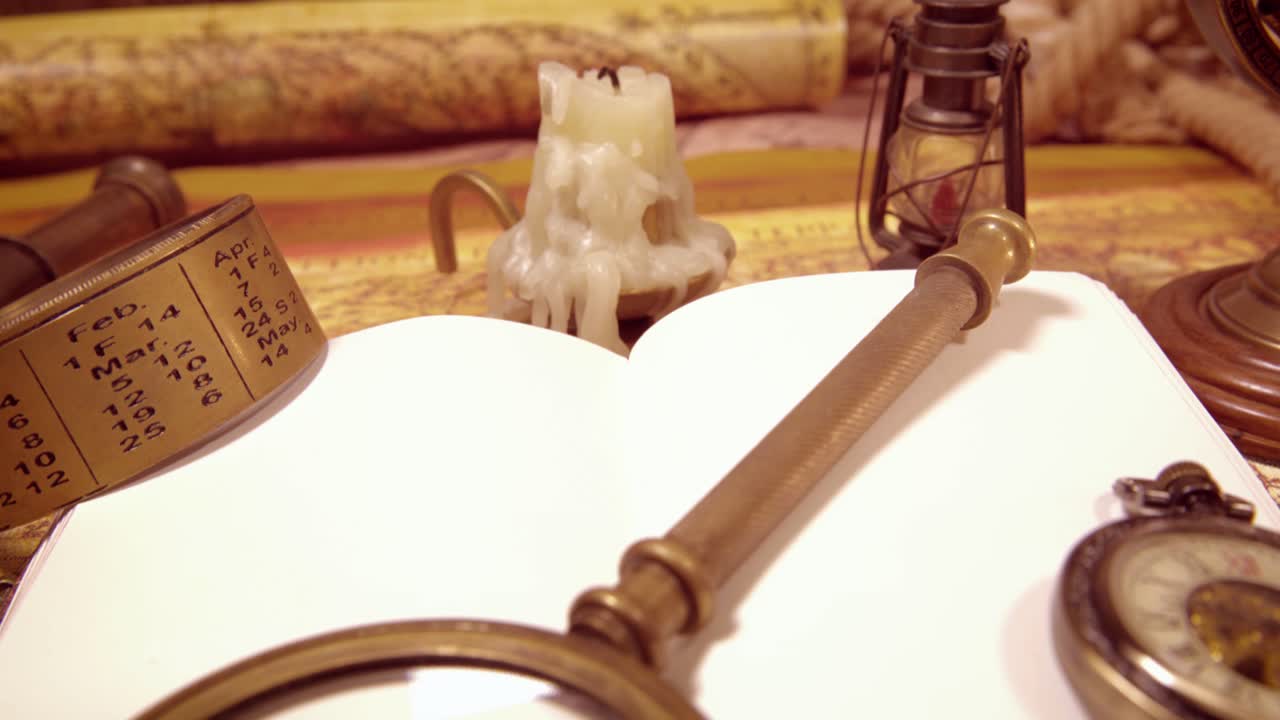 старинная натюрморт на старой карте 1565 года.