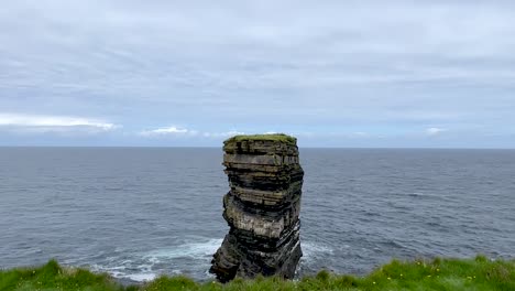 discover downpatrick head in county mayo