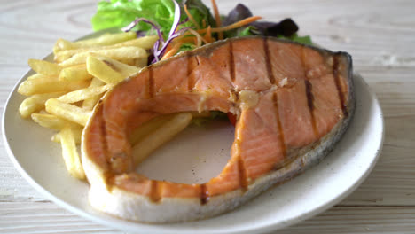 grilled salmon steak fillet with vegetable