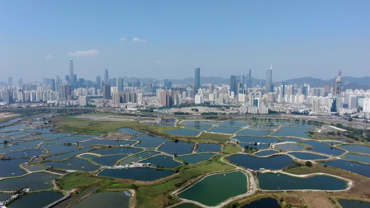 Vista aérea del horizonte de Shenzhen en un hermoso día despejado