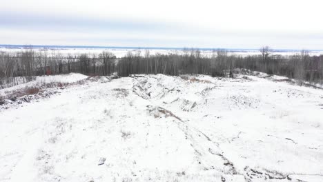 industrial-excavation-pit-in-the-winter