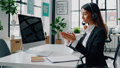 business woman working on computer