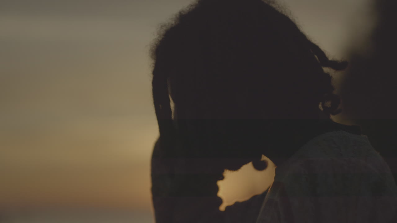 해가 지는 사람 의 실루