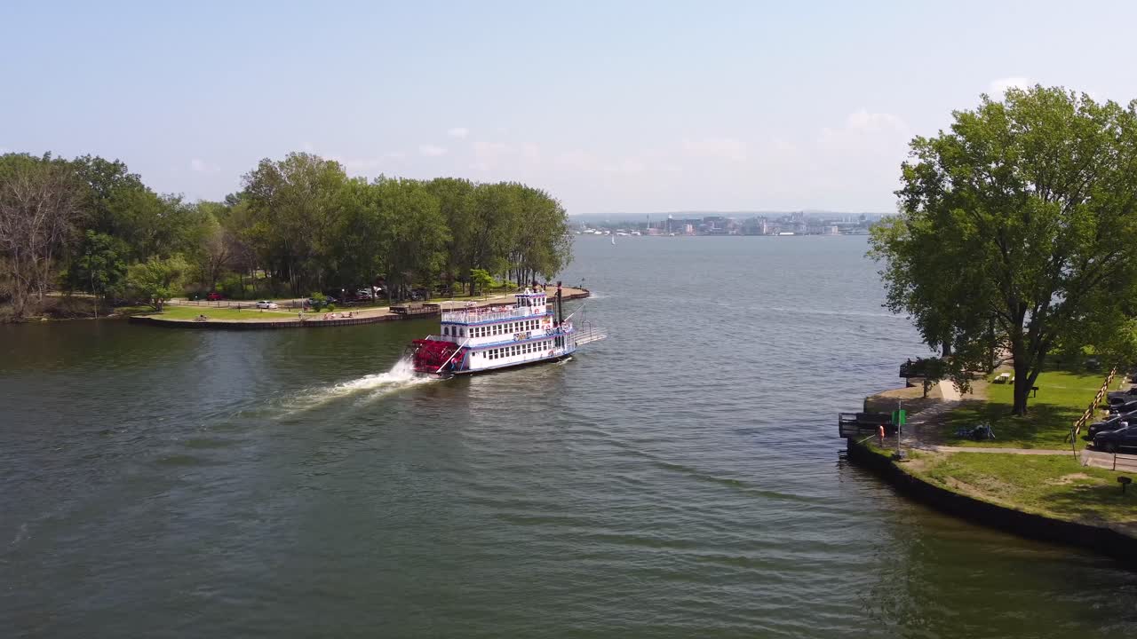 fotografía de un avión no tripulado de la princesa victoriana en erie, pensilvania
