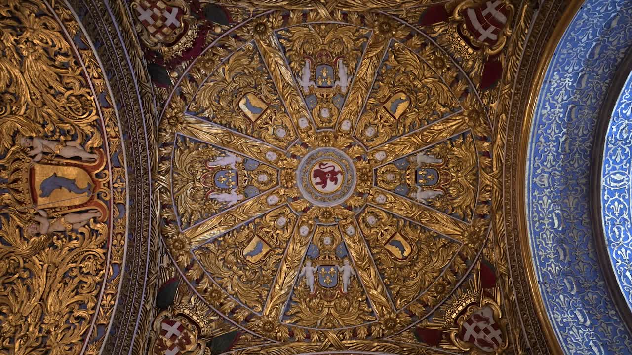 The golden ceiling of St John’s Co-Cathedral dazzles with intricate baroque artistry, symbolising Malta’s rich heritage, devotion, and sacred craftsmanship