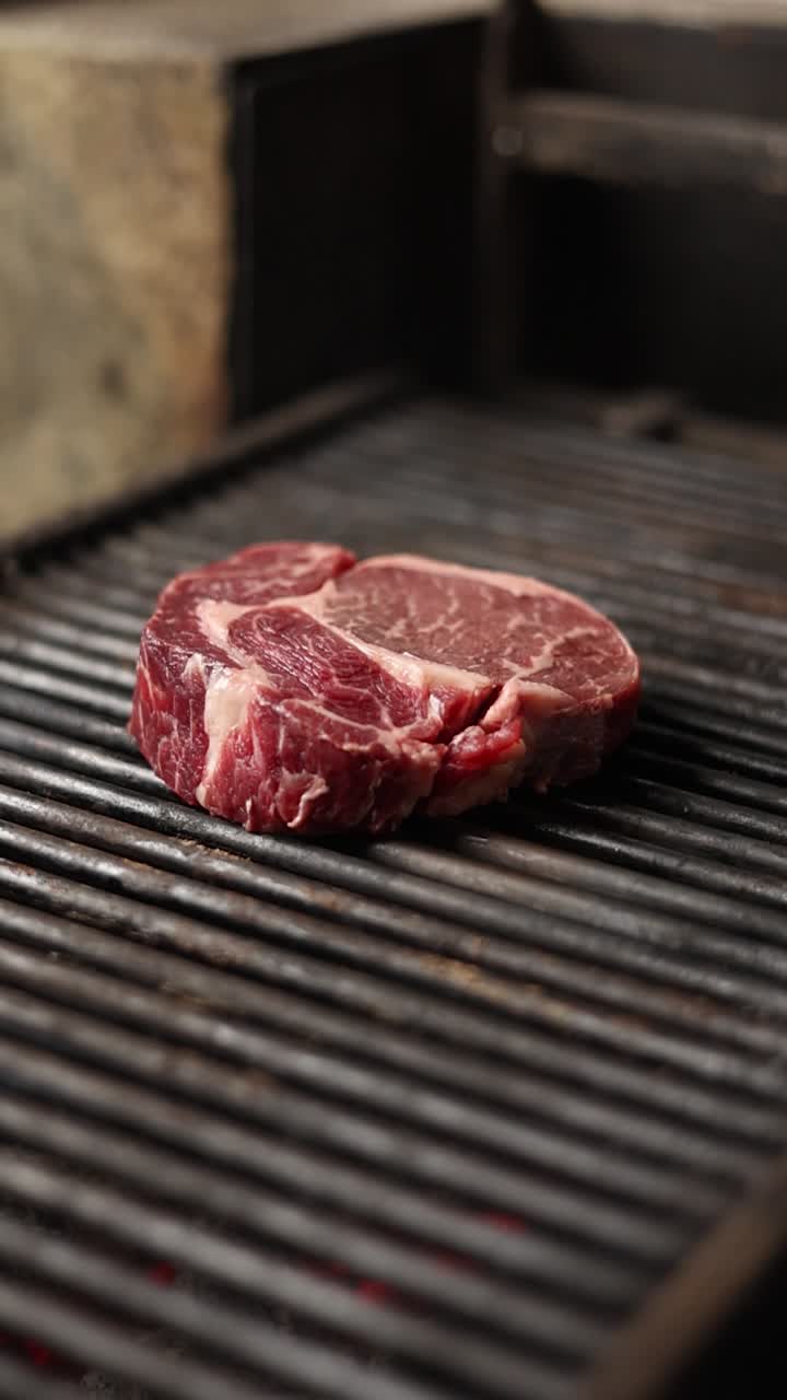 bistecca di costole alla griglia