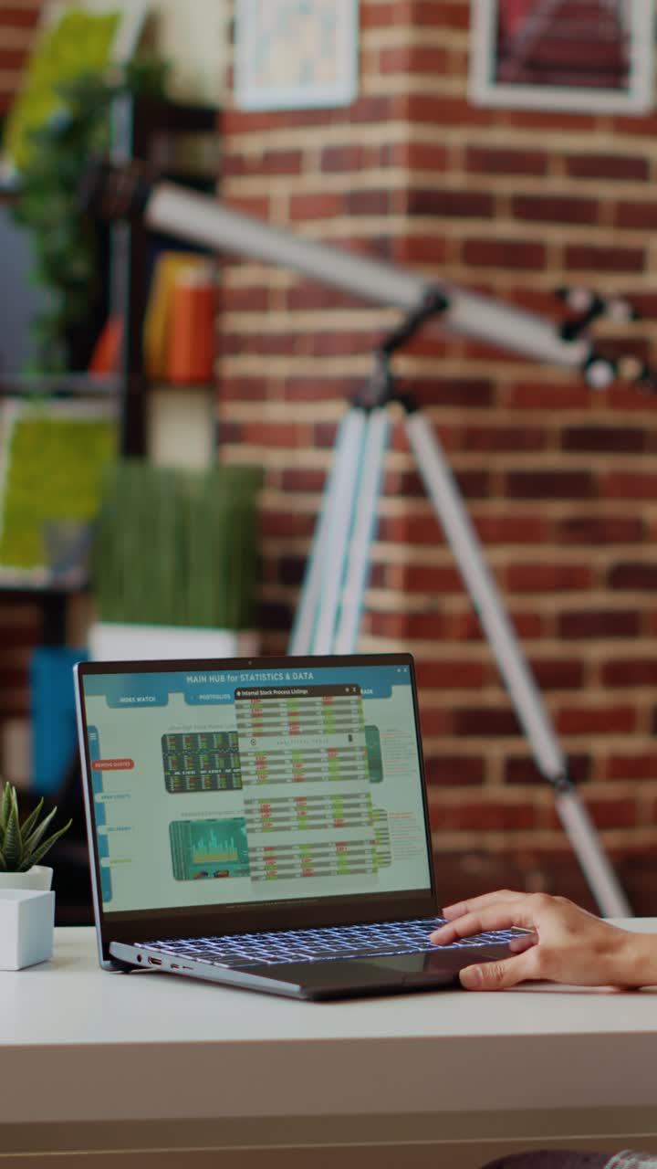 Vertical video Stockholder analyzing investment financial profit by looking at market shares