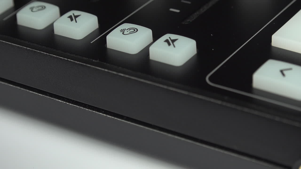 R&oslash;deCaster Duo Audio Equipement in detail