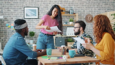 reunión del equipo de negocios