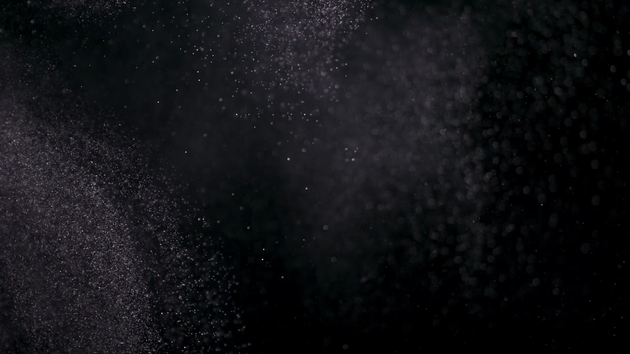 검은 바탕에 분리 된 파우더