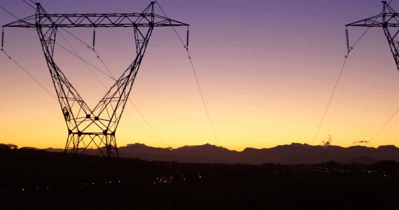 Animation of flag of portugal over pylons