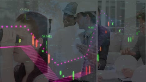 animación de estadísticas y procesamiento de datos financieros sobre arquitectos con planes en reunión