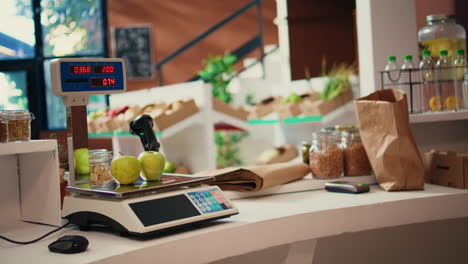 balanza electrónica de supermercado utilizada para pesar artículos a granel