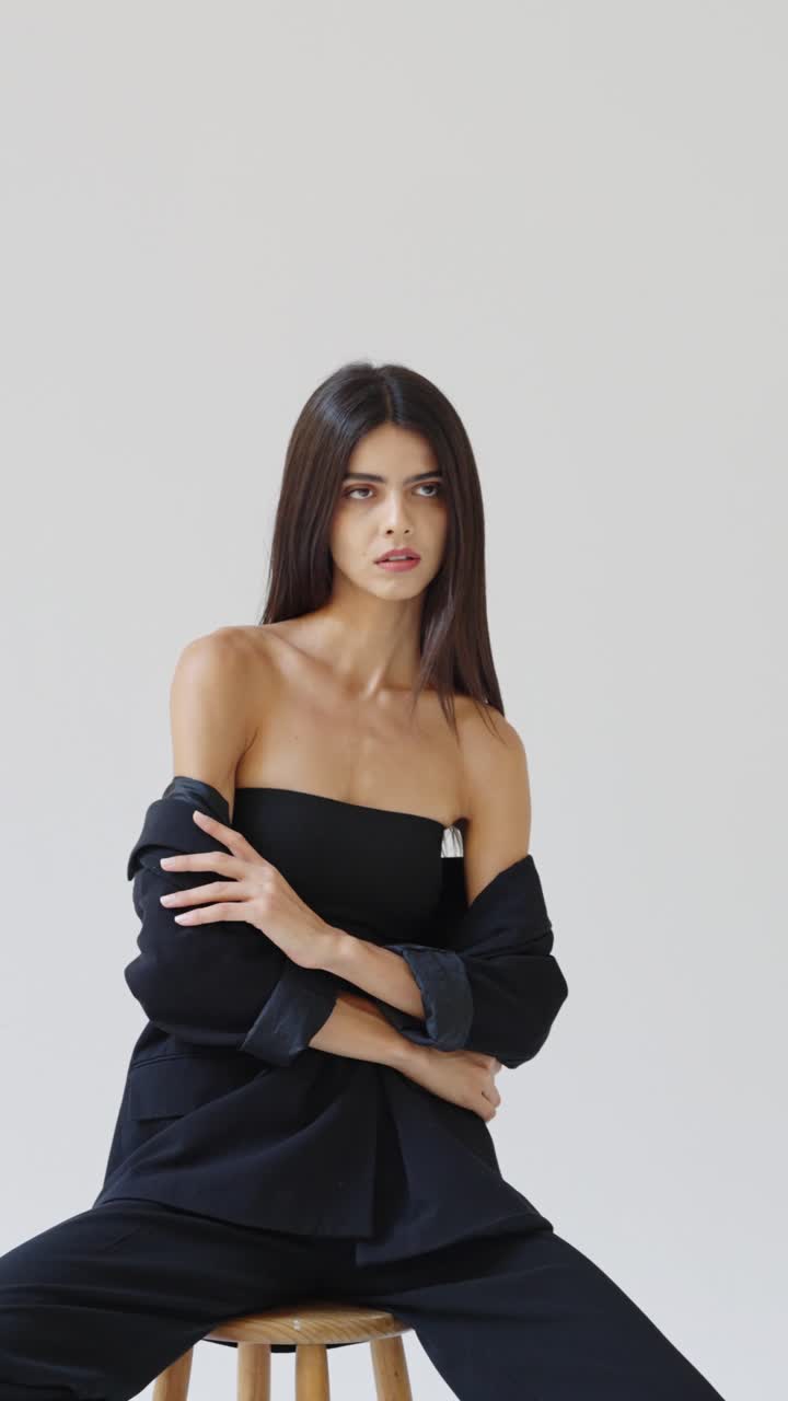 retrato de moda de una mujer joven