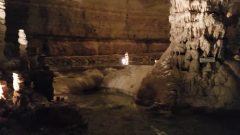 guided tour through natural bridge caverns in texas