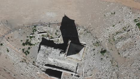 iglesia en ruinas por el embalse