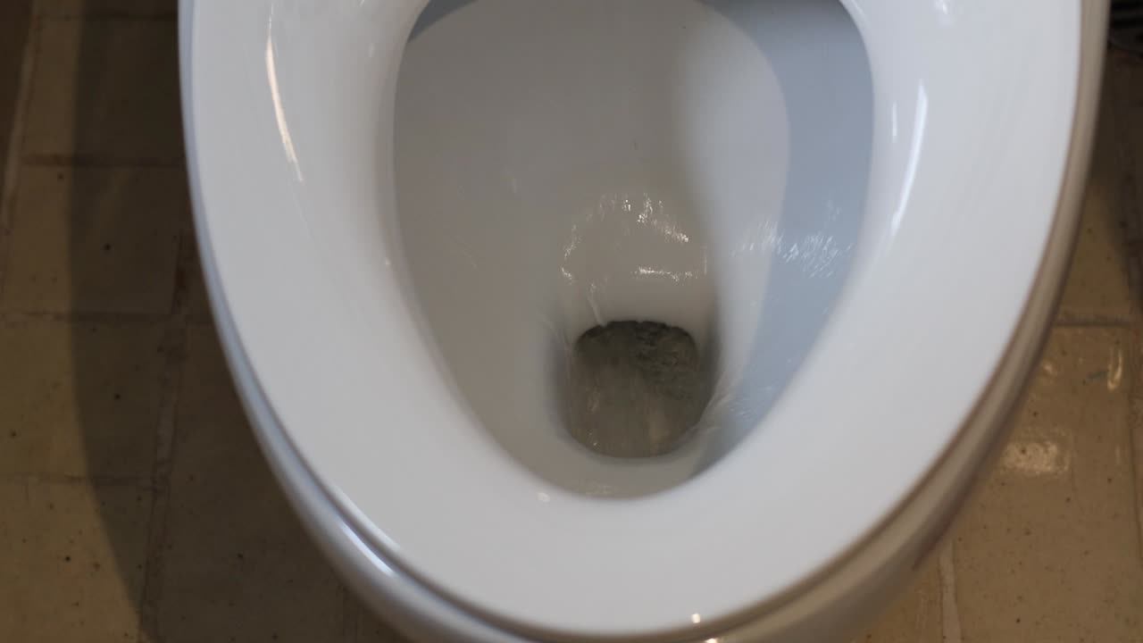 화장실을 고 다시 채우는 순서