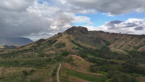 Drone-video-over-mountains-in-Fiji