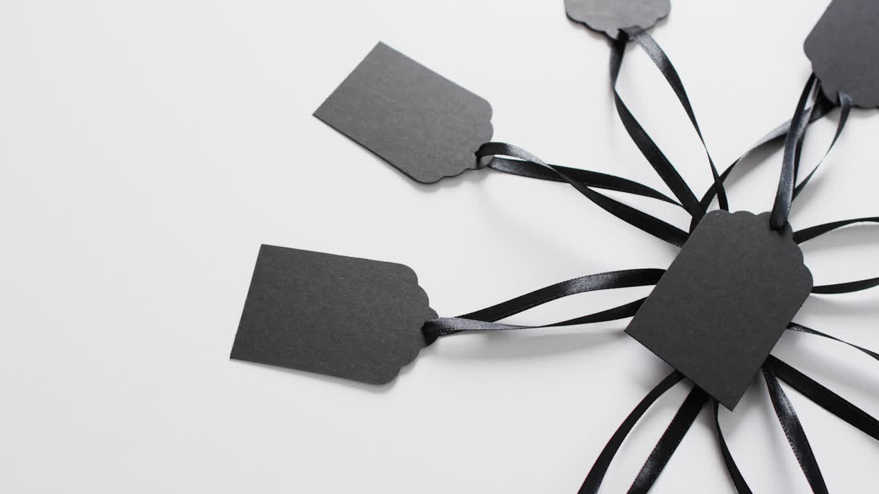 vídeo de etiquetas de precios negras con espacio de copia en fondo blanco