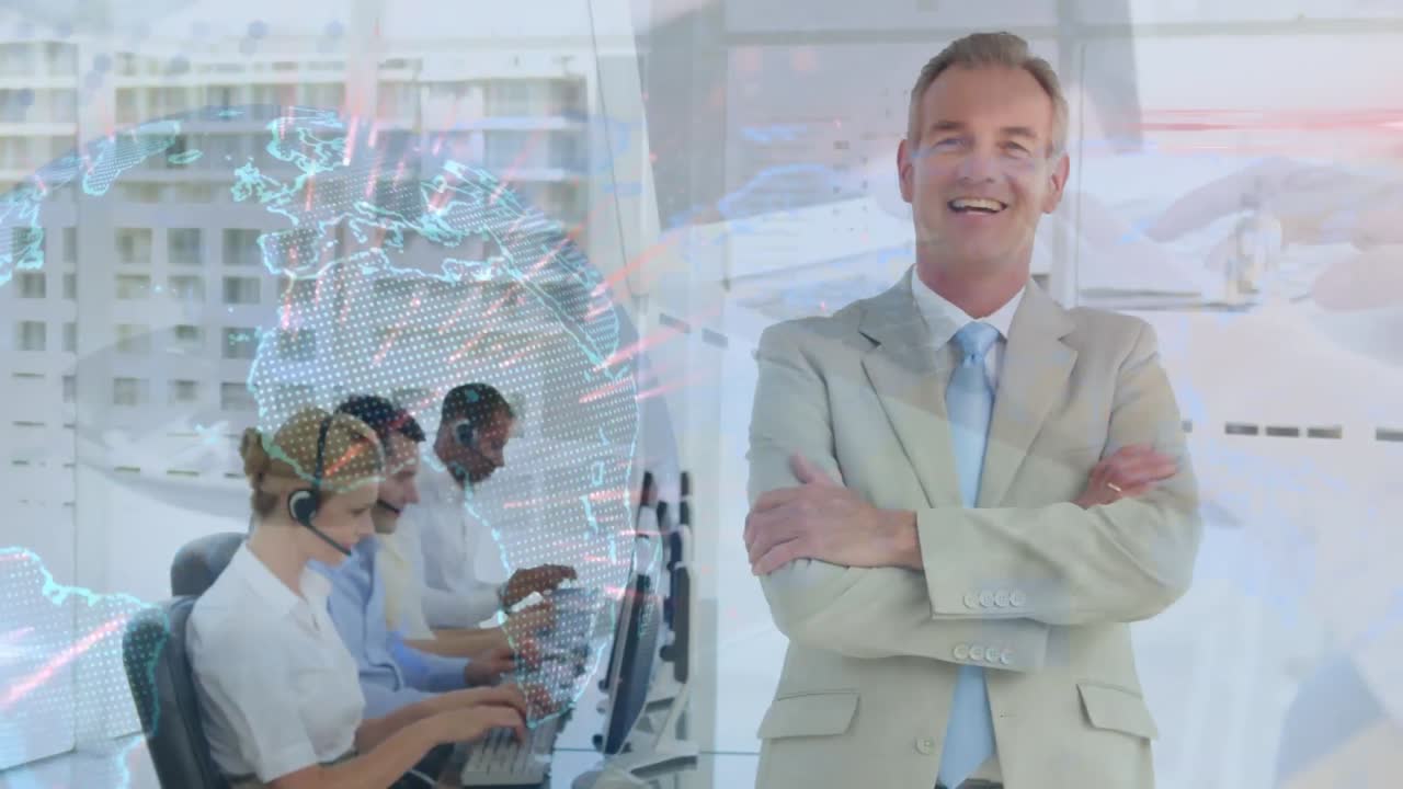Animation eines Globus über Geschäftsleuten mit Telefon-Headsets