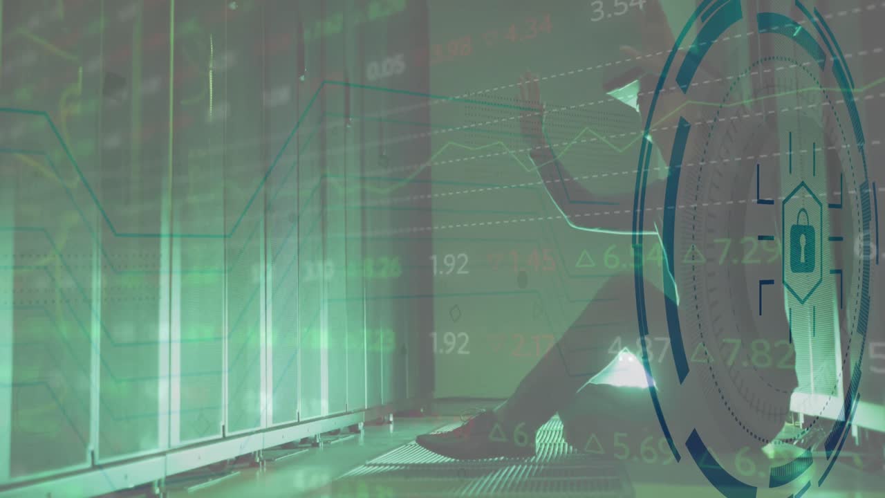 서버  ⁇ 에서 vr 헤드 ⁇ 을 장착한 아시아 남성 노동자에 대한 데이터 처리 애니메이션