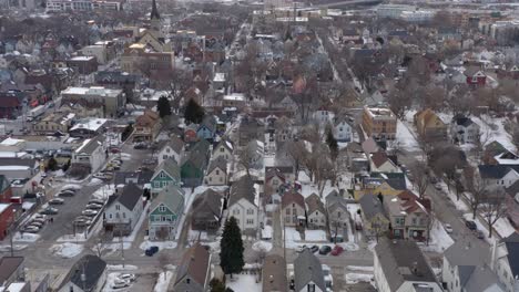 Aerial-Panorama-of-Downtown-Milwaukee,-Wisconsin-[4K