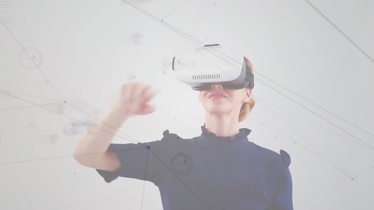 animación de la red de conexiones sobre mujer de negocios con auriculares vr