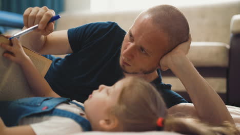 little-girl-and-her-bald-unshaven-dad