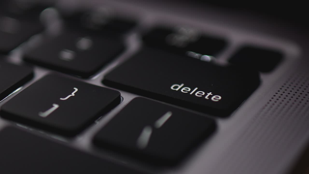 4K Video slow motion  close up finger click delete button.