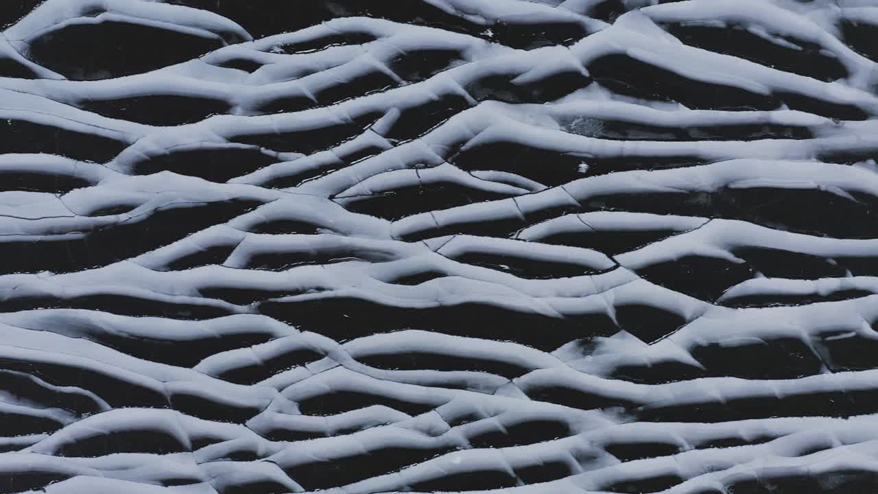 ледовая сеть на озере лосиная голова