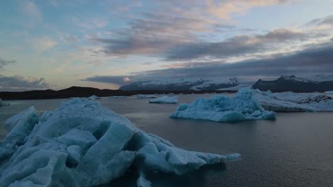 Islandia-Jokulsarlon-Laguna-Glaciar-Abejón-Aéreo-.mp4