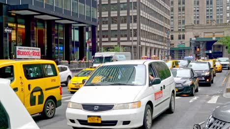 traffic on west 49th and park avenue