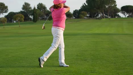 Anciana-señora-golf-36