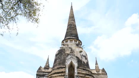 ayutthaya temple ruins, wat maha that ayutthaya as a world heritage site, thailand. ayutthaya historical park