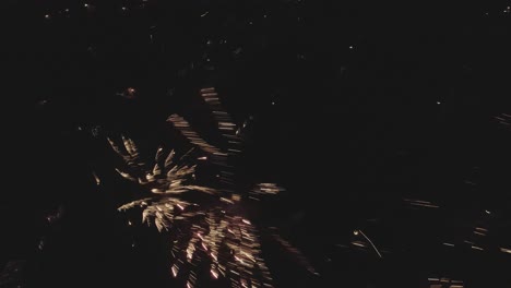 fuegos artificiales año nuevo disparo de drone alto