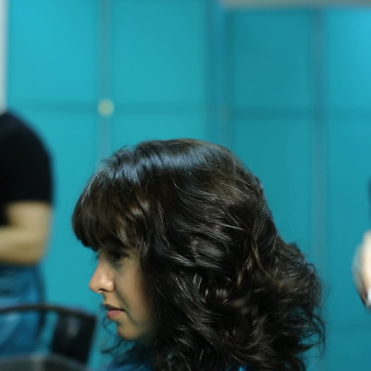 peluquero cortando el cabello