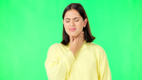 pantalla verde, mujer y dolor en la garganta