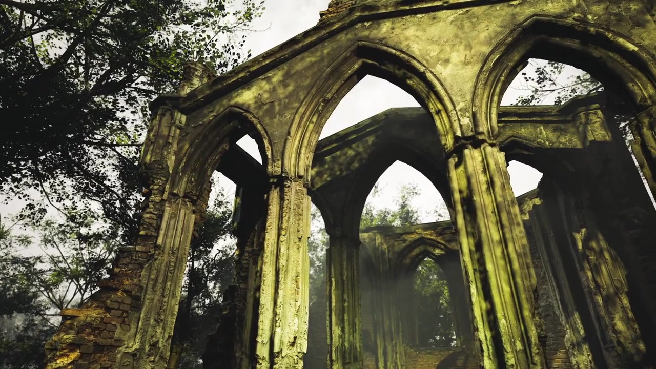 Rovine misteriose avvolte in una vegetazione lussureggiante creano un'atmosfera incantevole