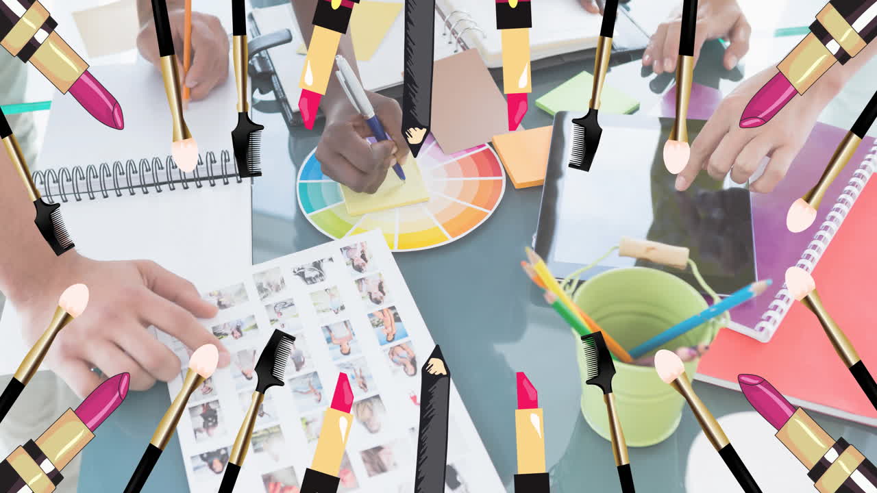 패션 스튜디오에서 반복되는 패션 장비 아이콘의 애니메이션