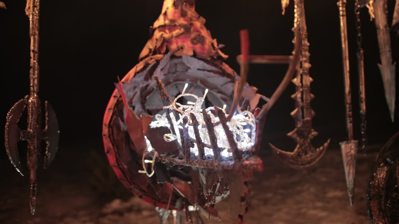 armadura de batalla, cuchillos vikingos. pedestal para luchar entre los oponentes