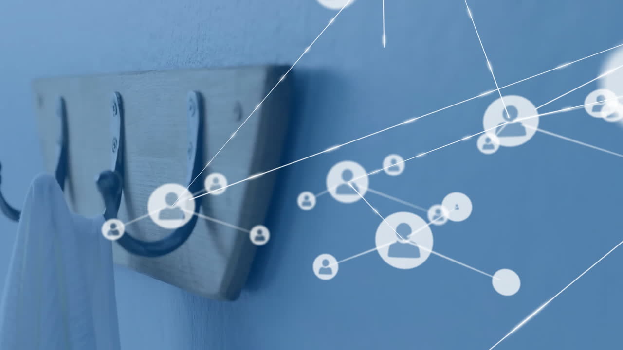 벽에 코트 갈고리 위에 사람들의 네트워크 아이콘의 애니메이션