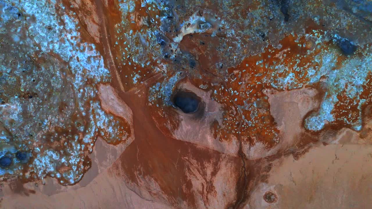 This drone footage showcases Myvatn’s dramatic scenery, including its iconic pseudocraters and steaming hot springs, revealing the area’s geothermal wonders.