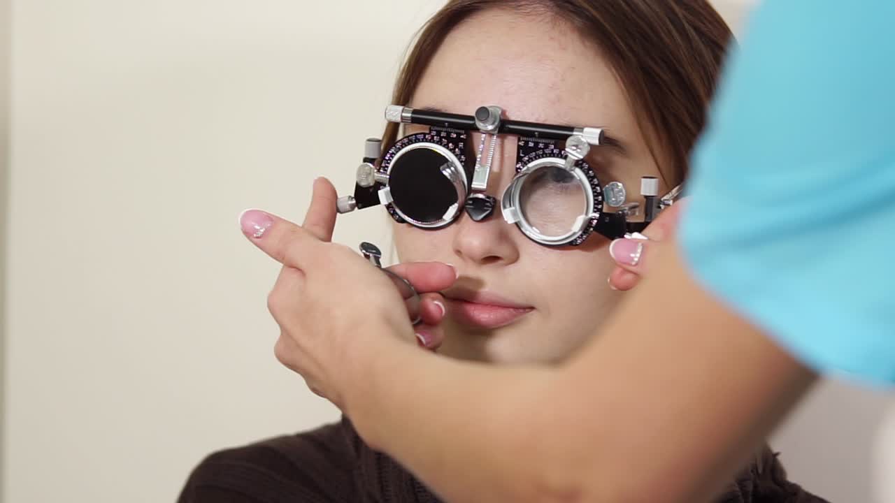 procedimiento de examen ocular