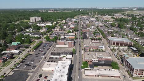 Downtown-Dearborn,-Michigan-with-stable-drone-video