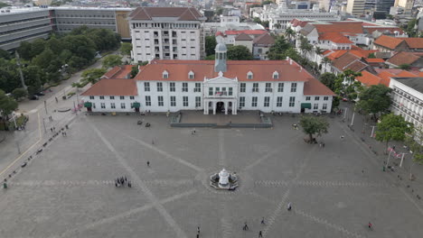 Jakarta-History-Museum,-Langsamer-Weg-Tagsüber